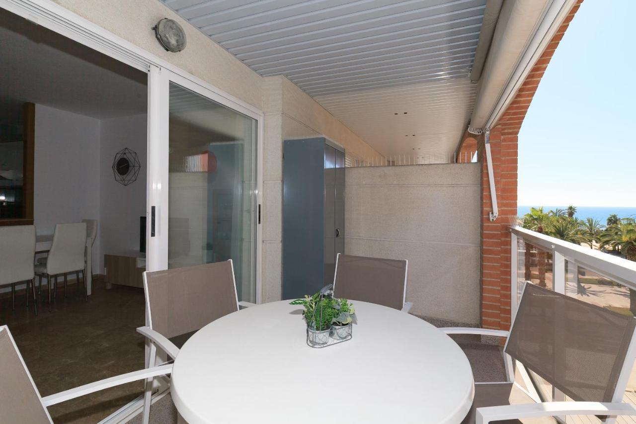 Uhc Center Apartments Салоу Екстериор снимка